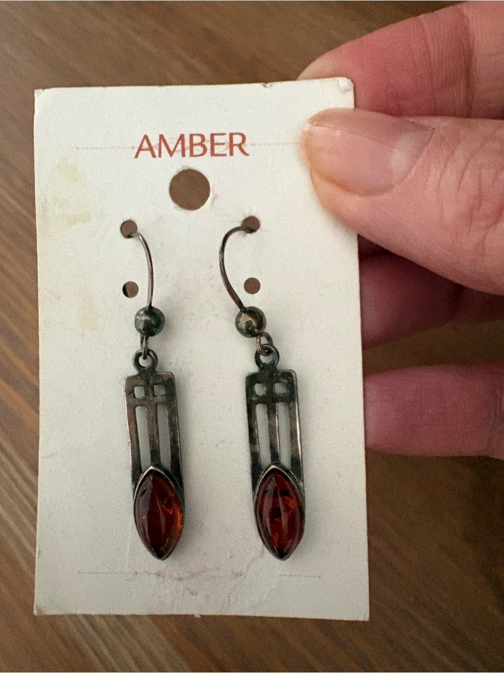 Vintage-Style Amber Drop Earrings in Deep Cognac